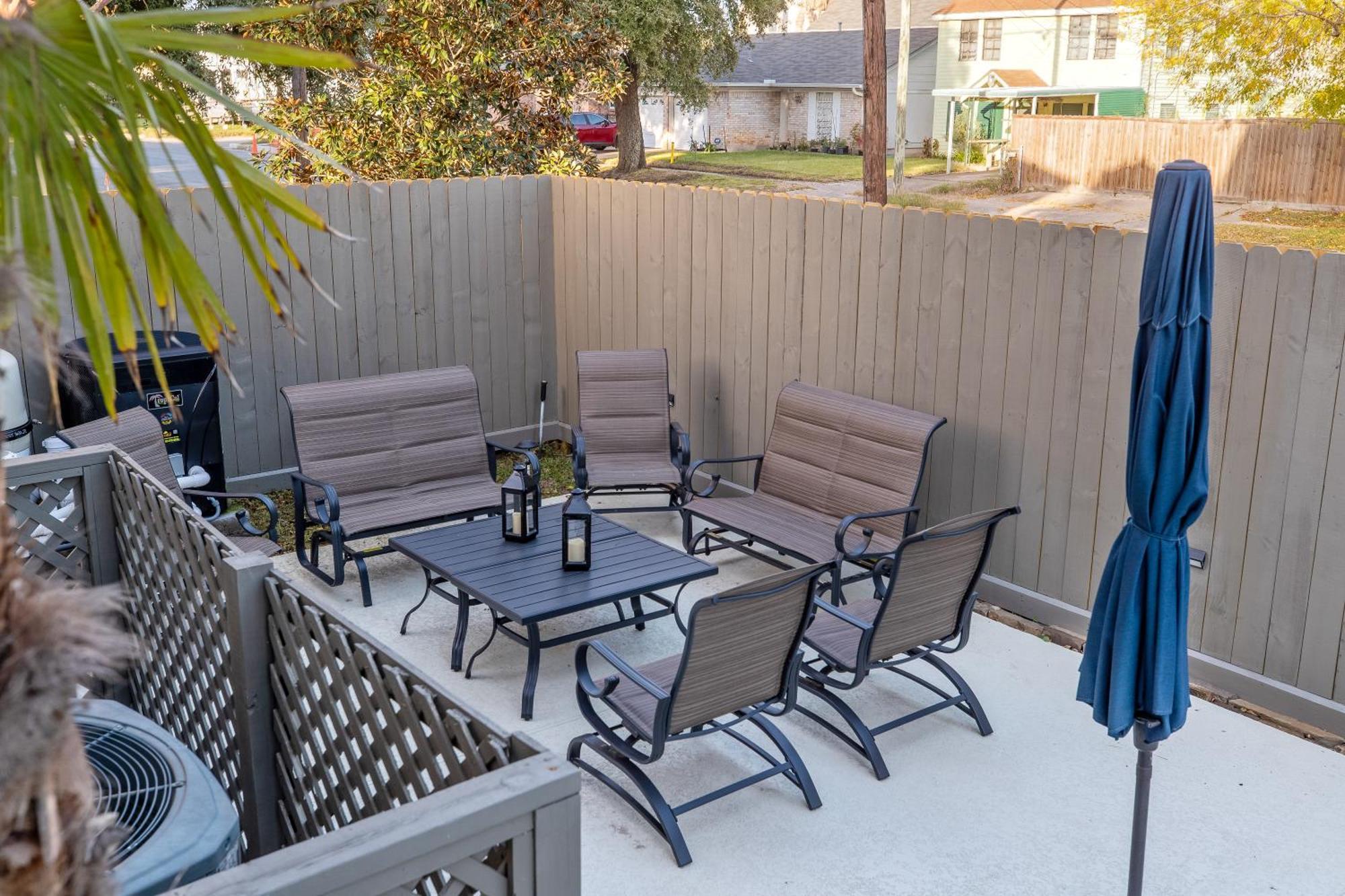 Villa Historic 1871 Coastal Breeze With Heated Pool - Restoring Galveston Exterior foto