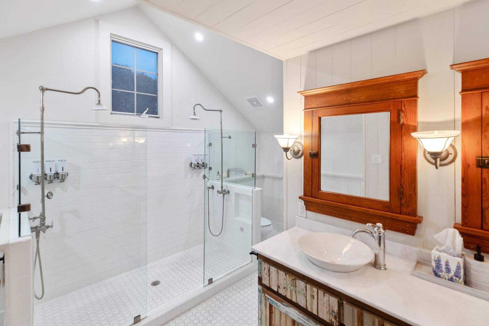 Villa Historic 1871 Coastal Breeze With Heated Pool - Restoring Galveston Exterior foto